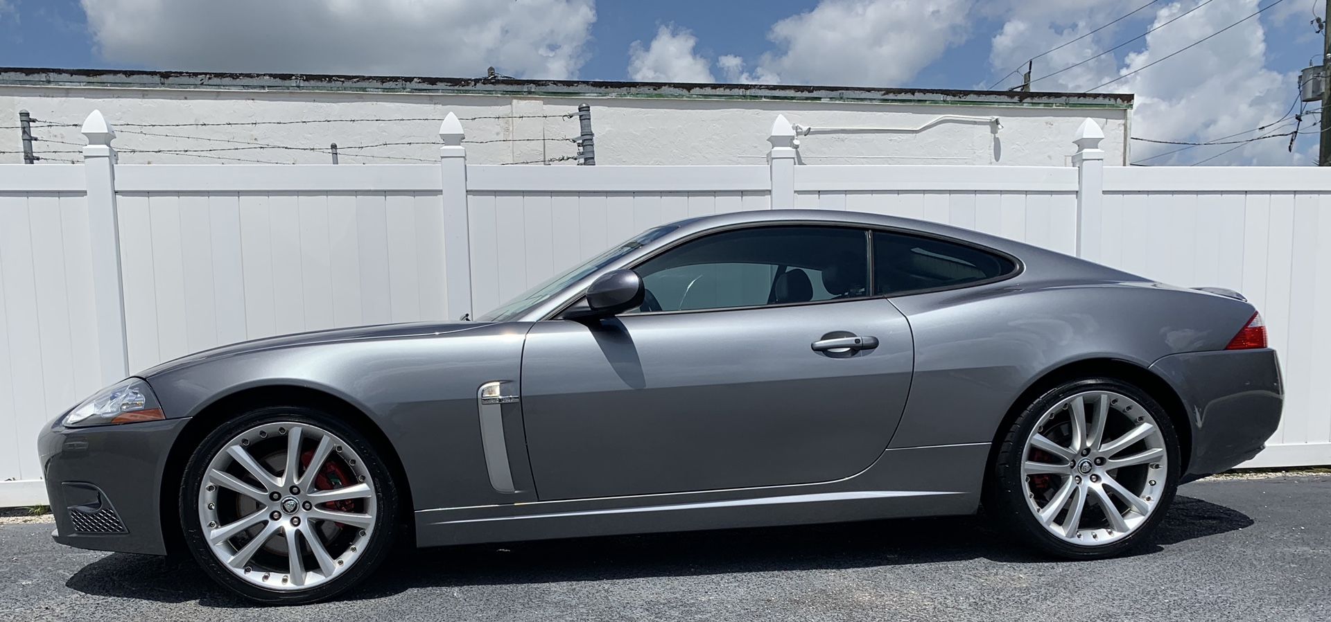 2007 Juguar XK-R