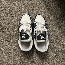 Louis Vuitton LV Trainer Sneakers