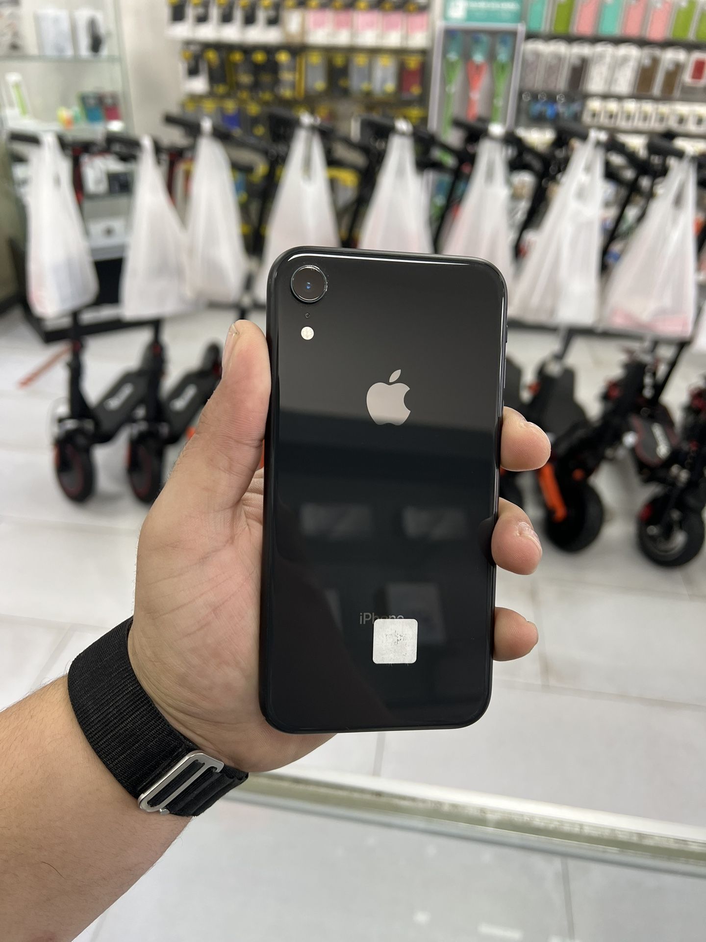 iPhone XR Unlocked 64GB $299 Cash Or Card!