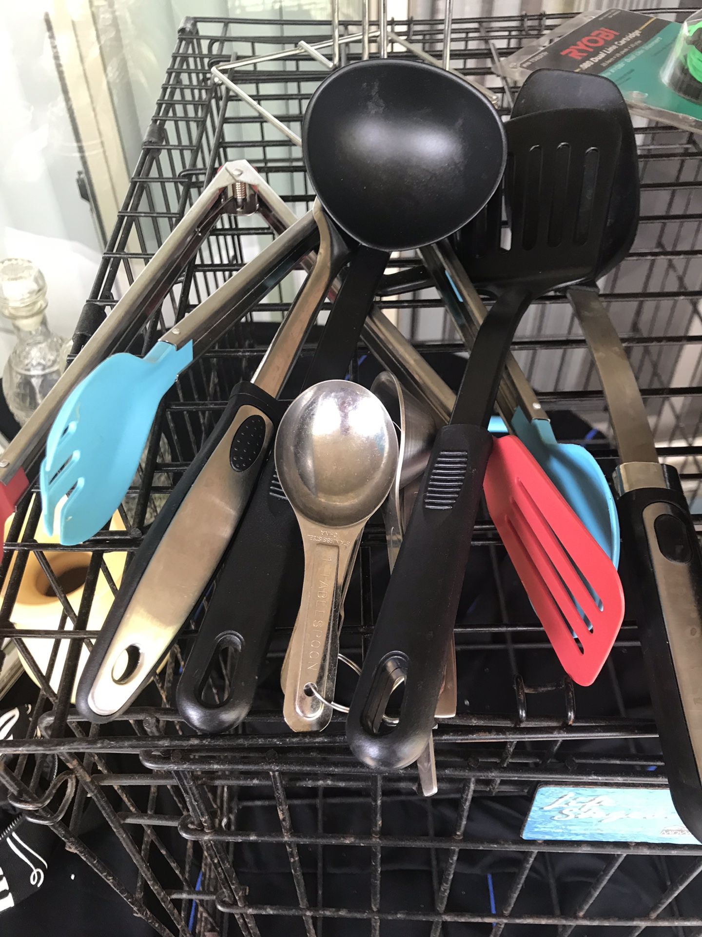 Kitchen utensils