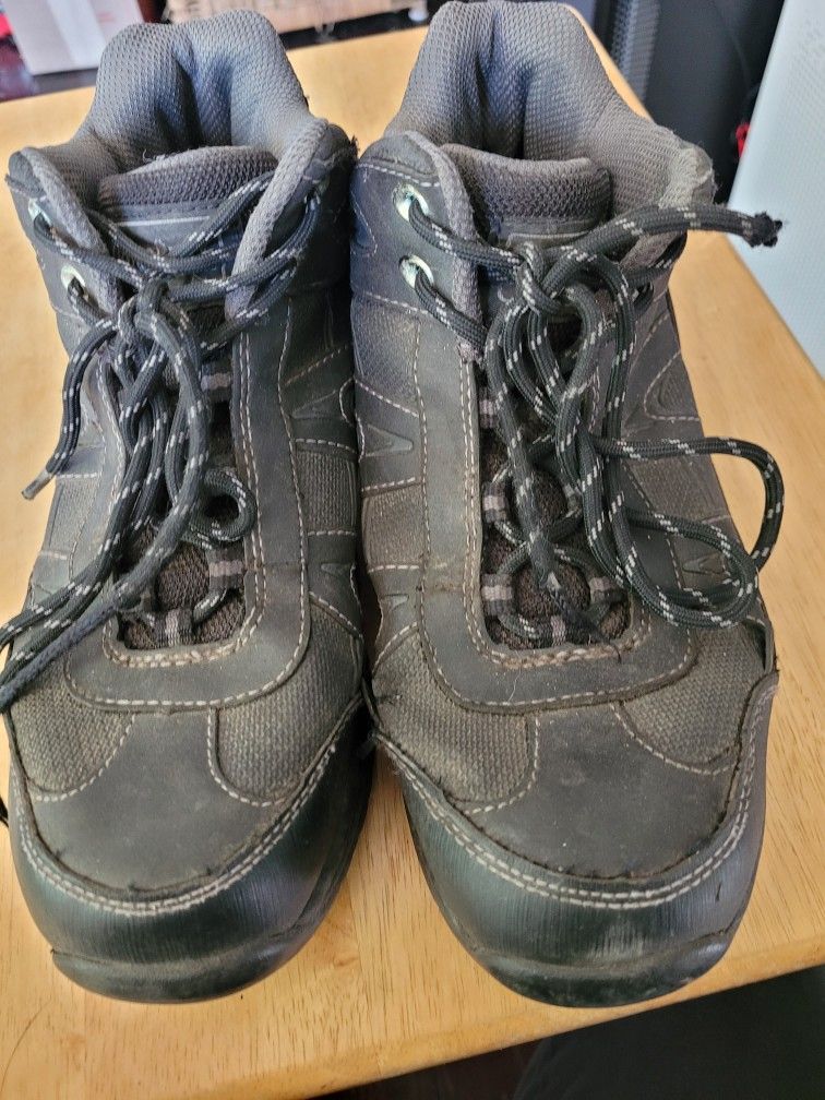 Faded Glory Peyton walking hiking boots
