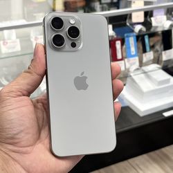 iPhone 15 Pro Max 256GB Unlocked 