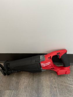 Milwaukee M18 FUEL 18V Lithium-Ion Brushless Cordless Super SAWZALL Reciprocating Saw (Tool-Only)