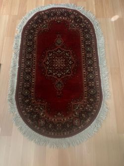Vintage 100%  Wool Rug Oval Red With Fringe Traditional 55”x31”