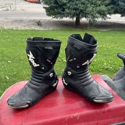 10.5 Motorcycle Boots