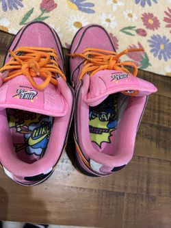 Nike SB Dunk Low Pro x The Powerpuff Girls "Blossom" Sneakers
