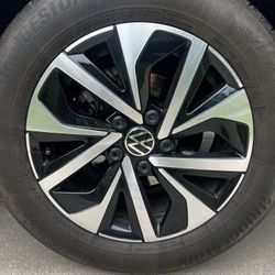 VW Wheels with Tires