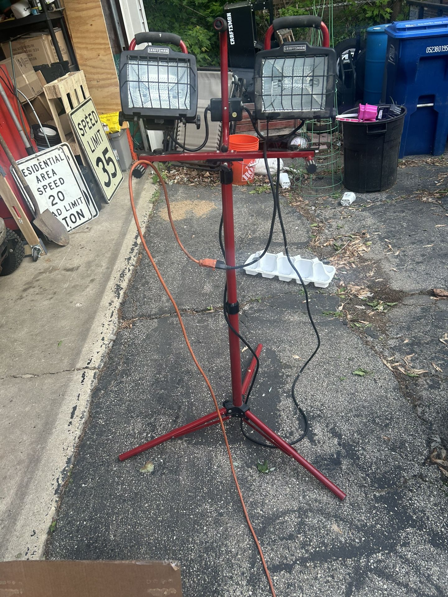 Craftsman Dual Light Tower