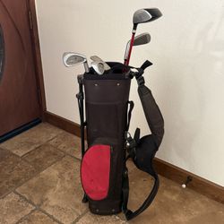Children’s Golf Clubs And Bag