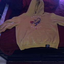 “TRUST NOBODY” YELLOW HOODIE