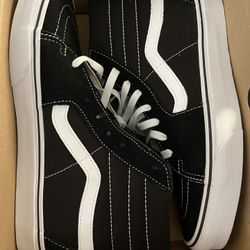 Vans Sk8-Hi Size 9 New