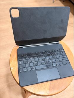 Magic Keyboard iPad Air 11”