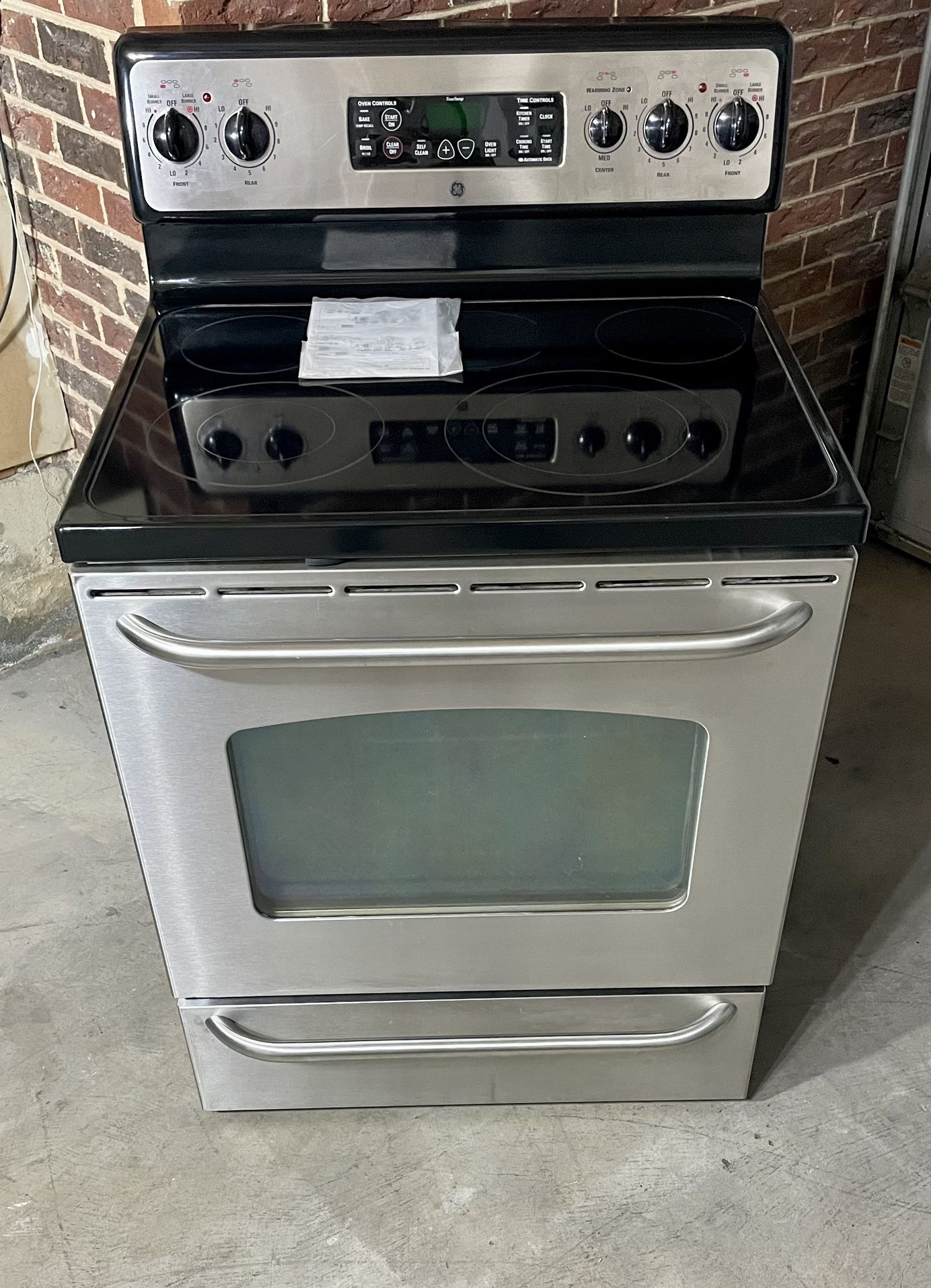 GE Glass Top Stove Oven Range Estufa for Sale in Charlotte, NC OfferUp