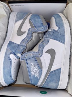 Jordan 1 Hyper Royal Grey Smoke Size 9.5