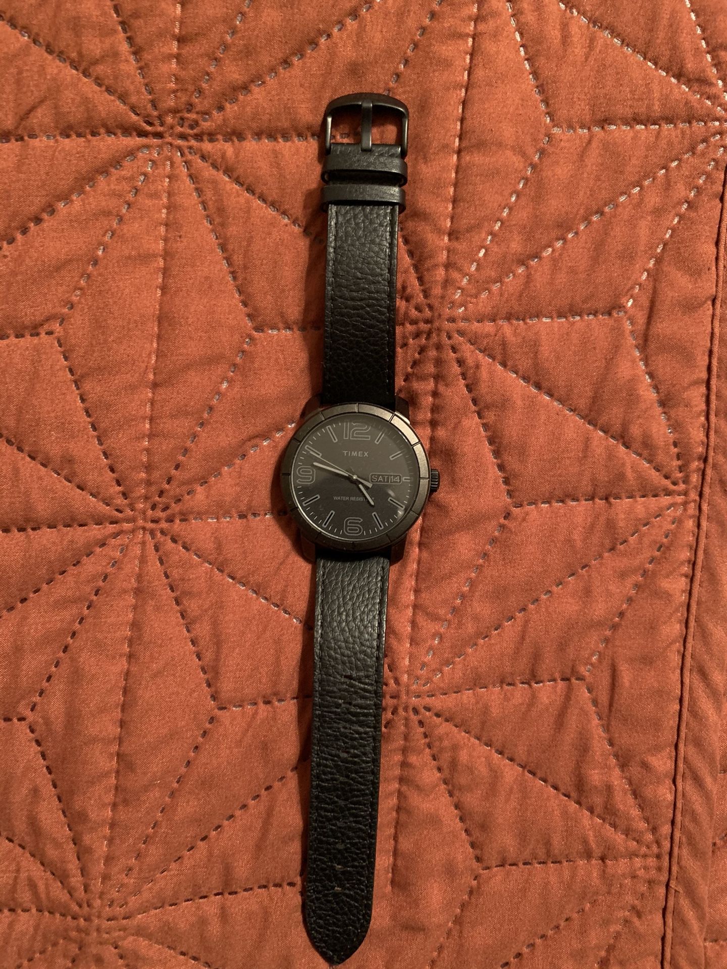 Timex men’s leather strap watch