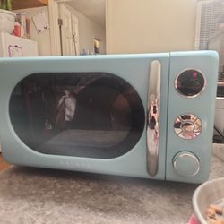Microwave  Retro