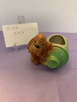 Shawnee Hound Dog Planter