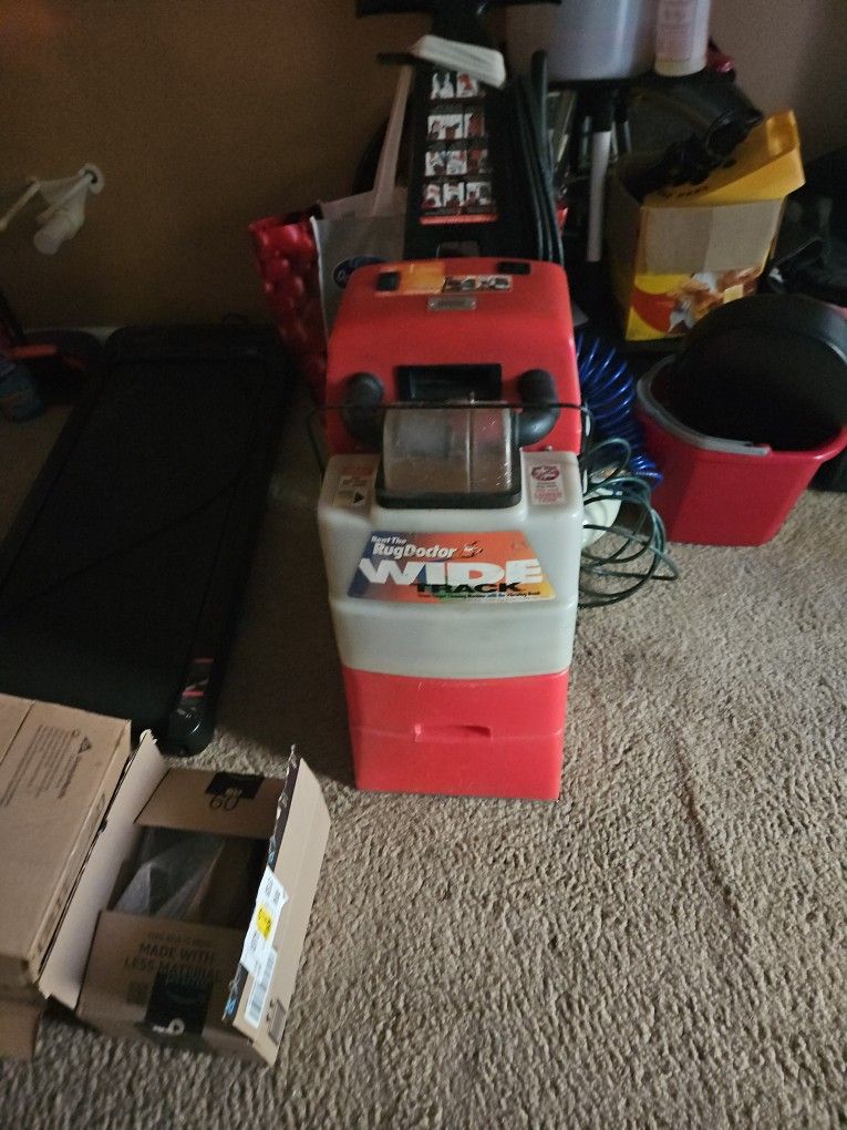 Carpet cleaner.