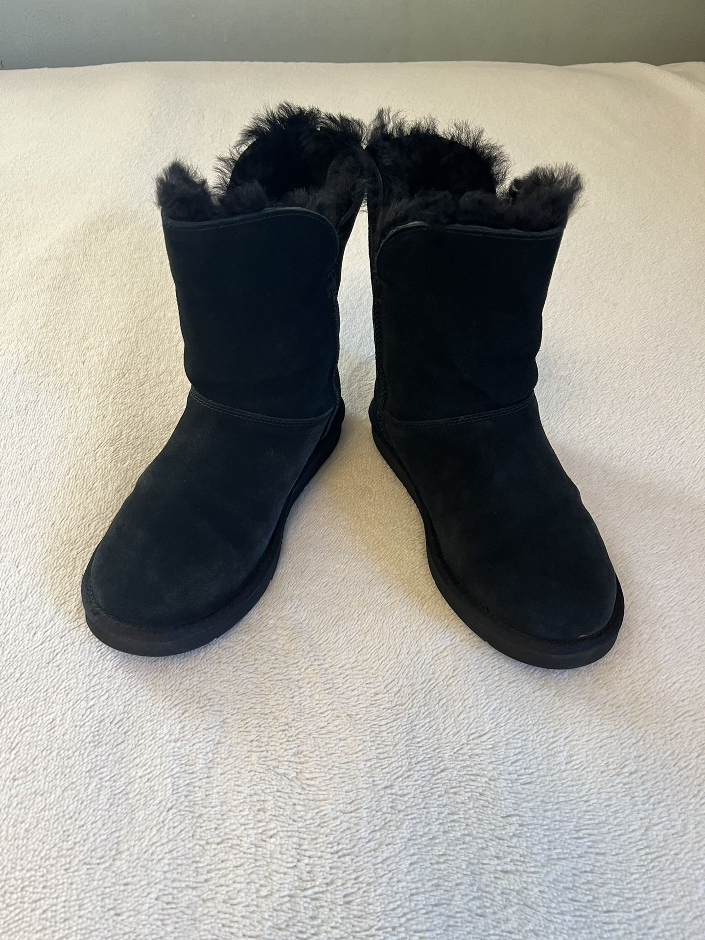 Ugg Women's Black Suede Boots Size 8