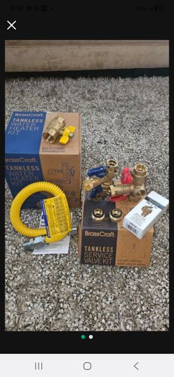 BrassCraft Tankless Water Heater Kit with 3/4 in. IPS Service Valves, 24 in. Gas Connector (290,900 BTU) and PR Valve