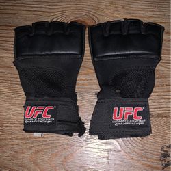 UFC Gloves S/M