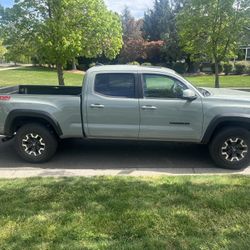 2023 Toyota Tacoma TRD Off-Road 6ft Bed 