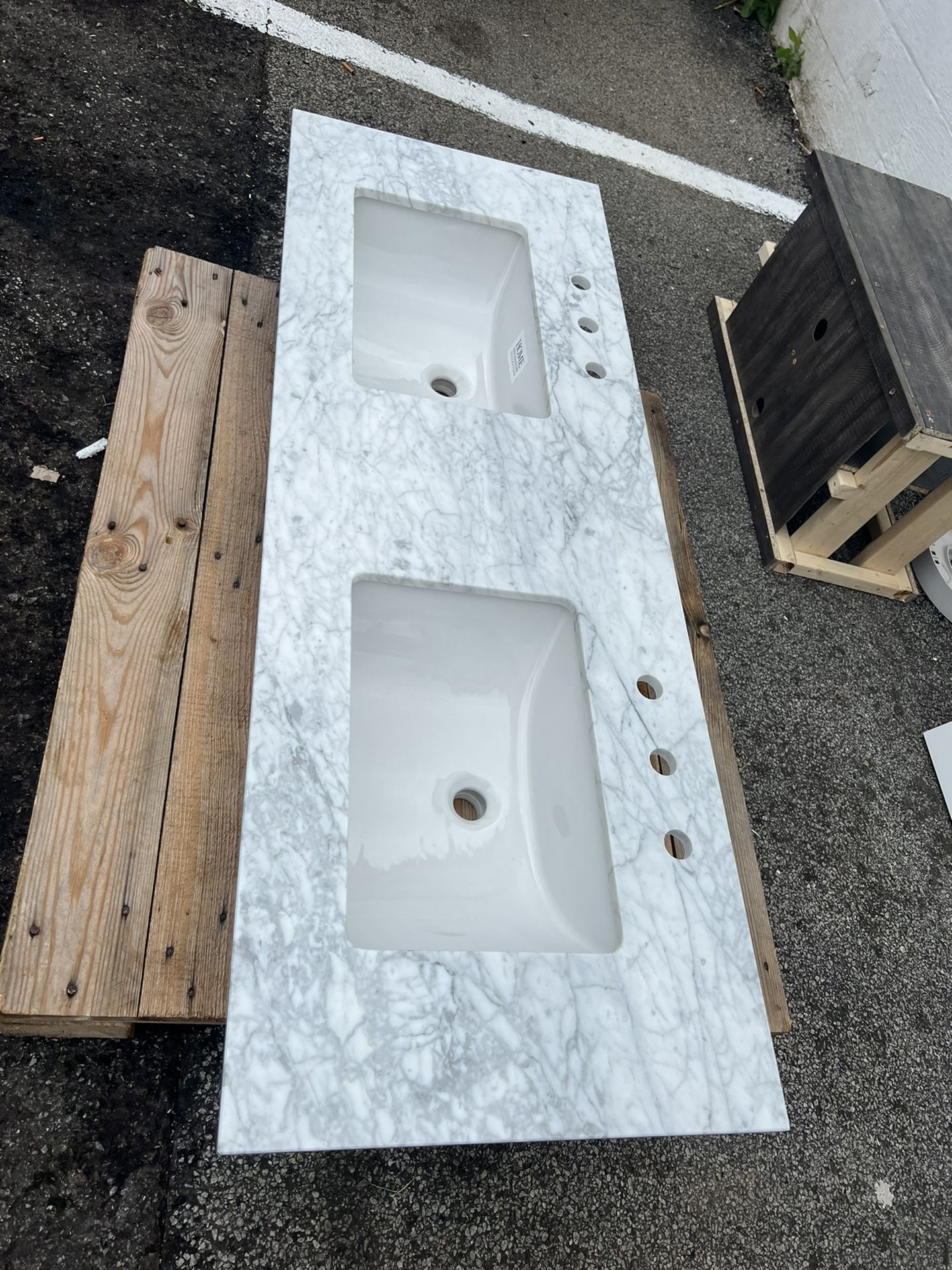 Marble Vanity Top With Sinks/ Minor Crack On One Corner / Check Pictures