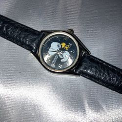 Collectible Snoopy Womens Watch 