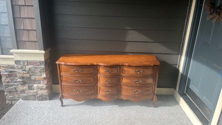 Wood Lowboy Dresser Lenoir by Broyhill 9 drawer.