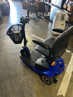 3 -Wheel Mobility Scooter