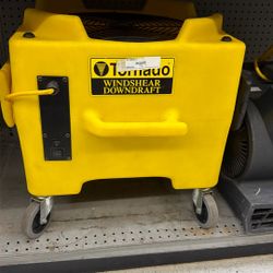 TORNADO WINDSHEAR DOWNDRAFT FLOOR FAN 