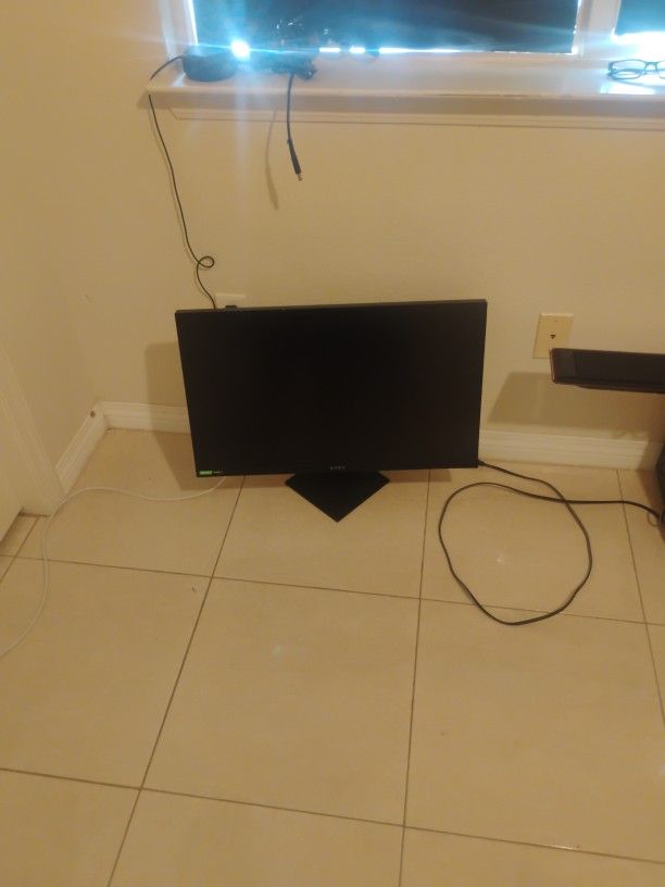 Omen Monitor