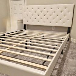 Queen Size Bed 