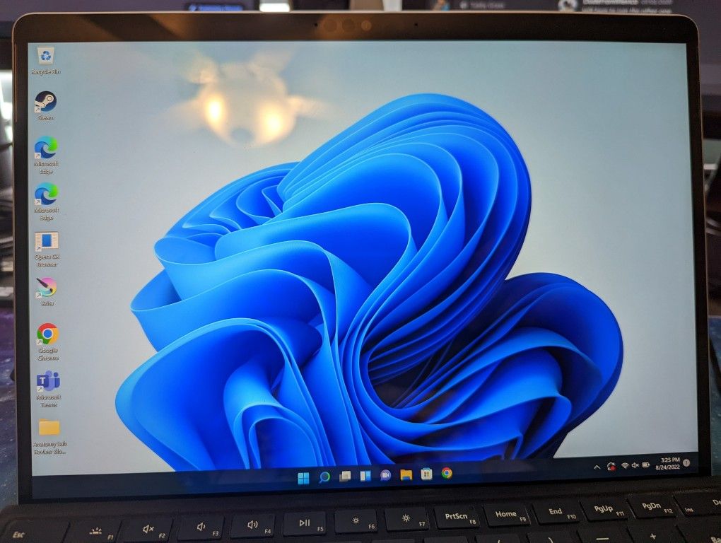 Surface Pro X 128gb SSD, SQ1 Processor, 2880x1920 Resolution