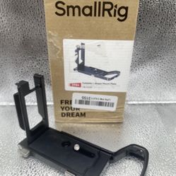 SmallRig Foldable L-Shape Mount Plate for Sony Alpha 7R V / 7 IV / 7S III Used