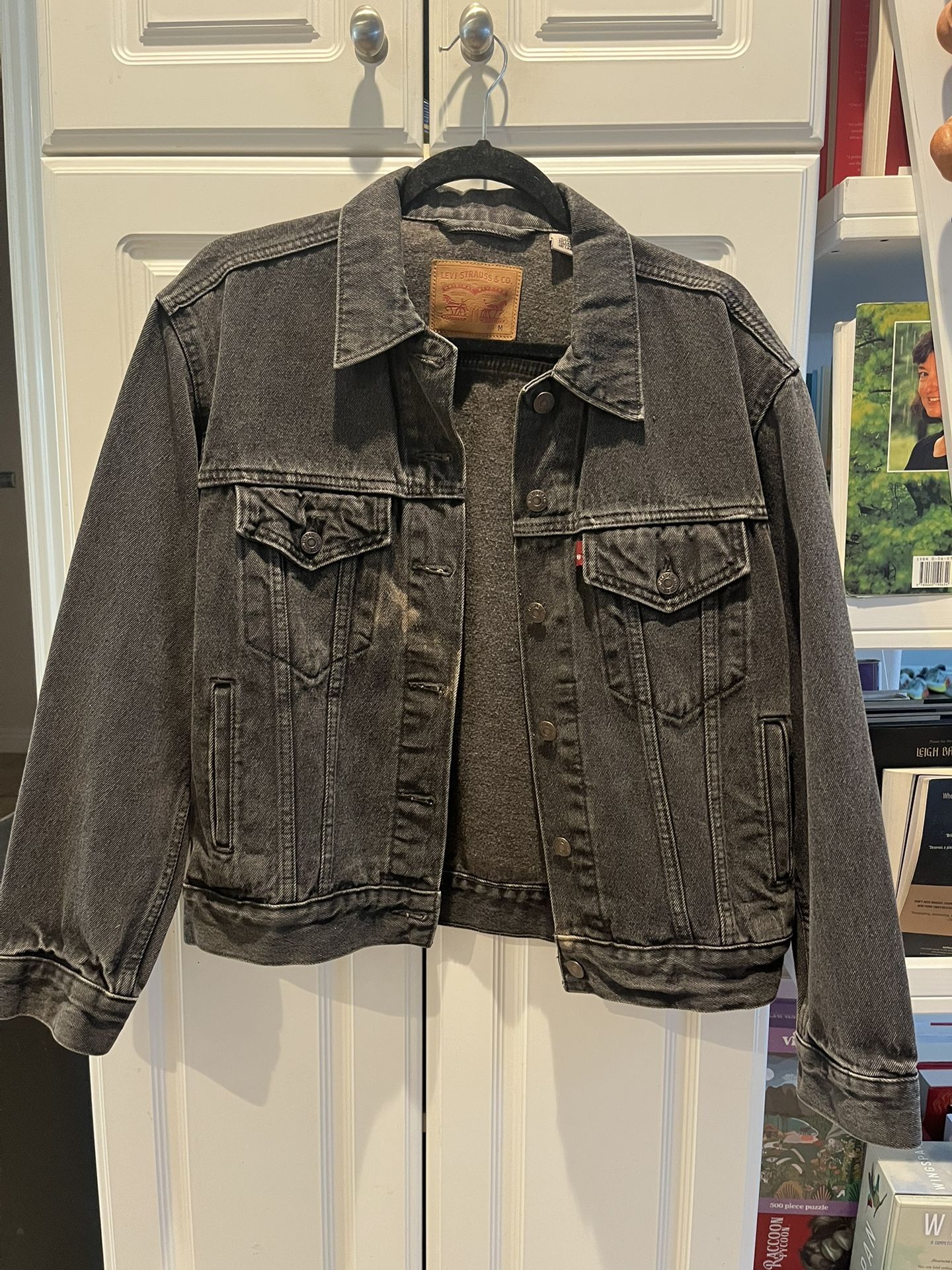 Medium Levi’s Black Wash Jean Jacket