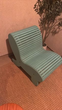 Wood chair