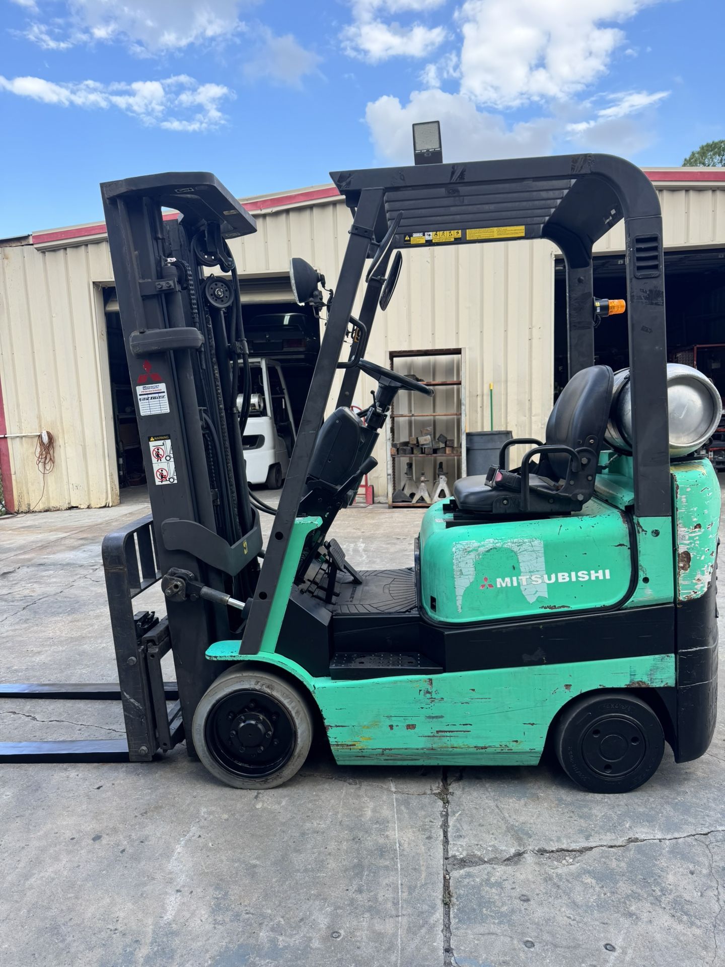 Forklift 3k
