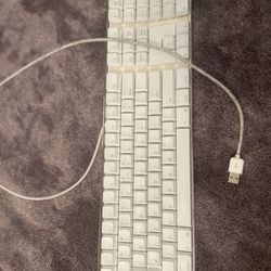 Apple Keyboard