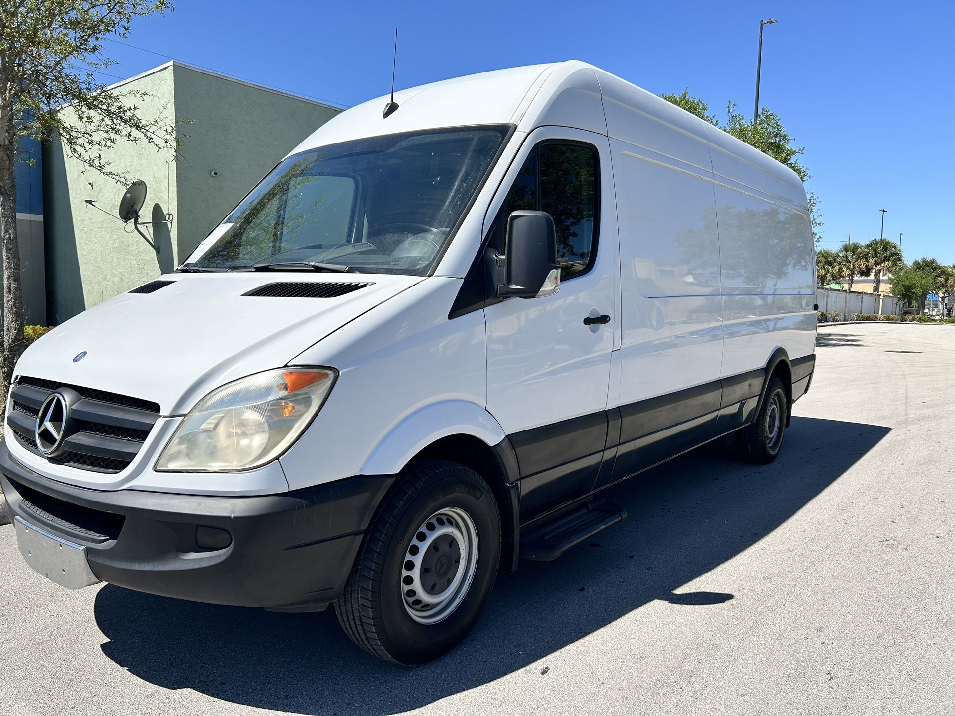 2012 Mercedes-Benz Sprinter Van