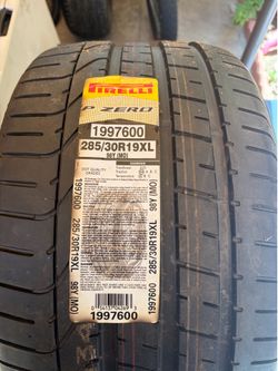 NEW Pirelli P Zero 285/30R19 XL 98Y (MO) Summer Performance Tire