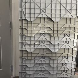 Medium Totes 