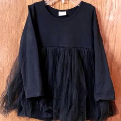 Cute Little Girls Black Dress Size 36/48mos