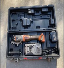 Cutting Edge Saw  / Cordless 