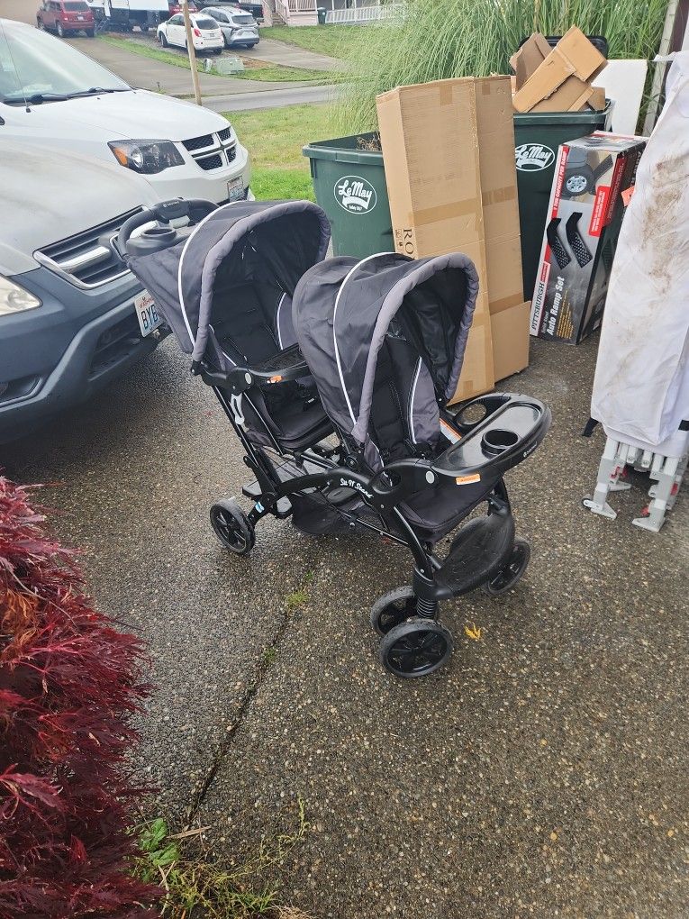 Baby Trend Dual Child Stroller