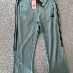 Pantalones deportivo de muger  Adidas original