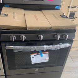GE 30 in. 5.0 cu. ft. Range with Self-Cleaning Oven in Slate Z4 