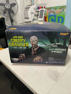 Halloween Lifesize Creepy Crawler Animatronic