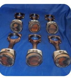 Volkswagen VR6 PISTONS O.E.M.