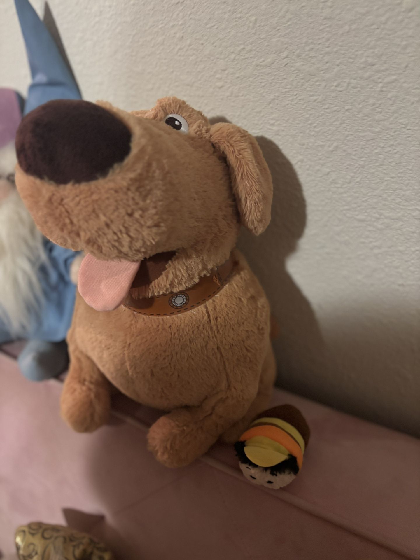 DISNEY UP TALKING DUG THE DOG PLUSH